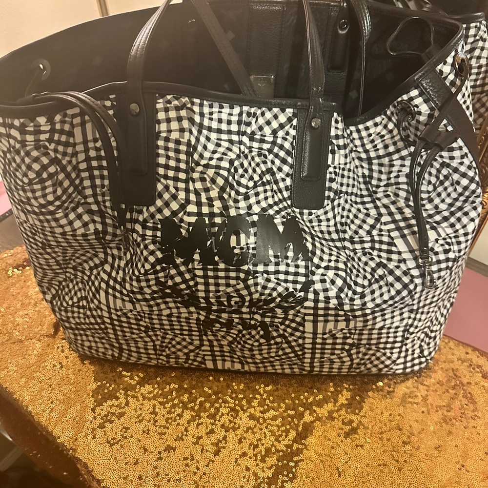 Excellent Condition XL MCM tote